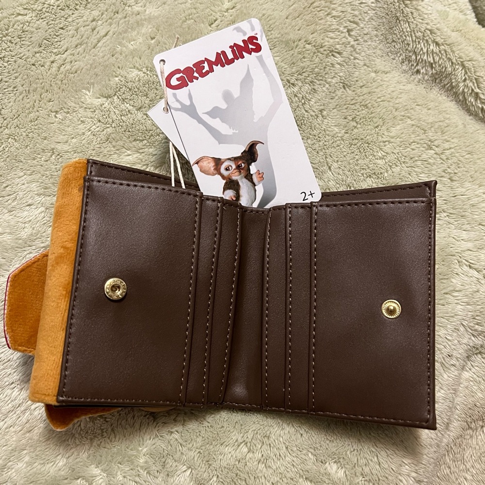 Loungefly Gremlins Wallet - Picture 3 of 5